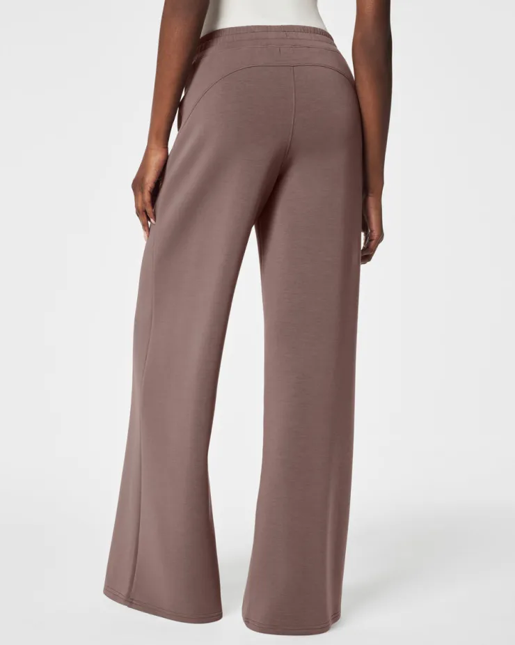 Outlet AirEssentials Wide Leg Pant In Pants|Shop All Athleisure