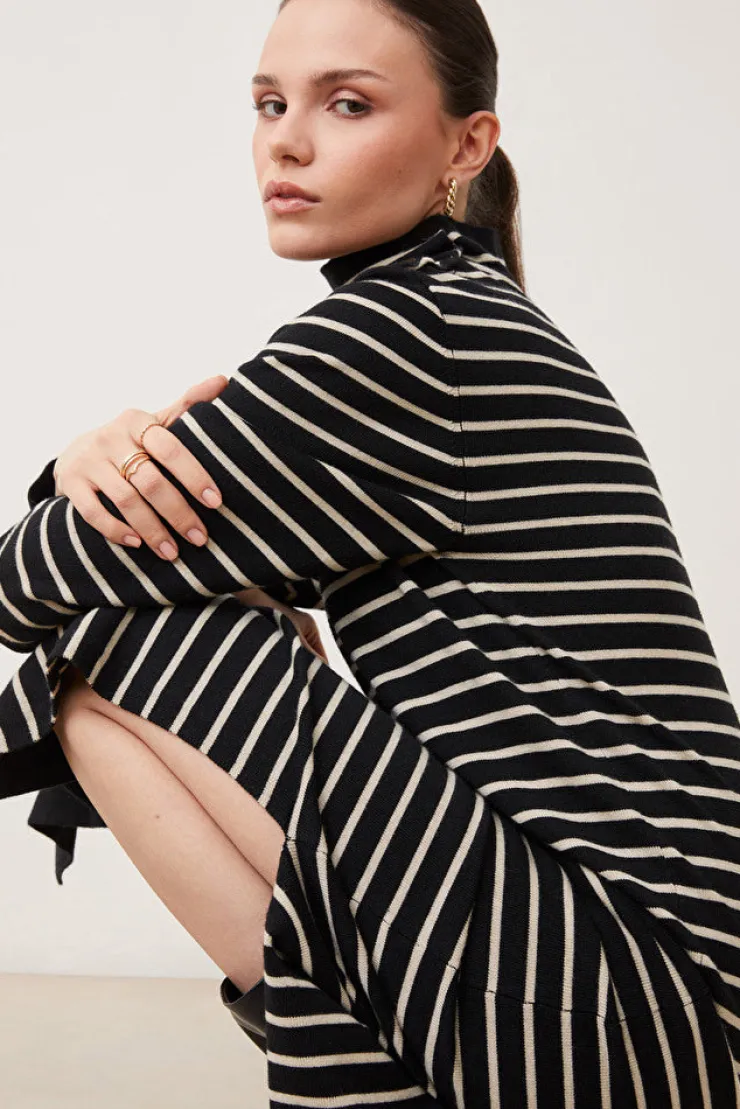 Outlet Chadela Striped Maxi Dress In Sweaters