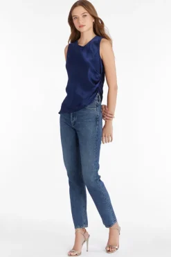 Hot Darah Silk Top In Blouses