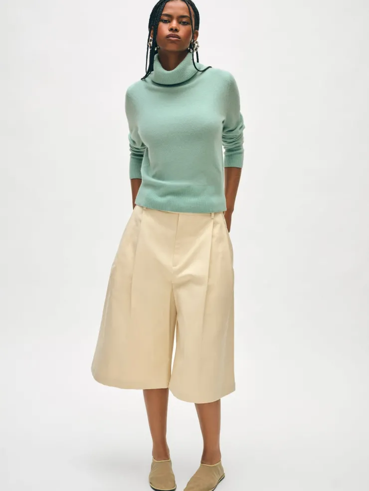 Hot Essential Turtleneck Sweater In Sweaters