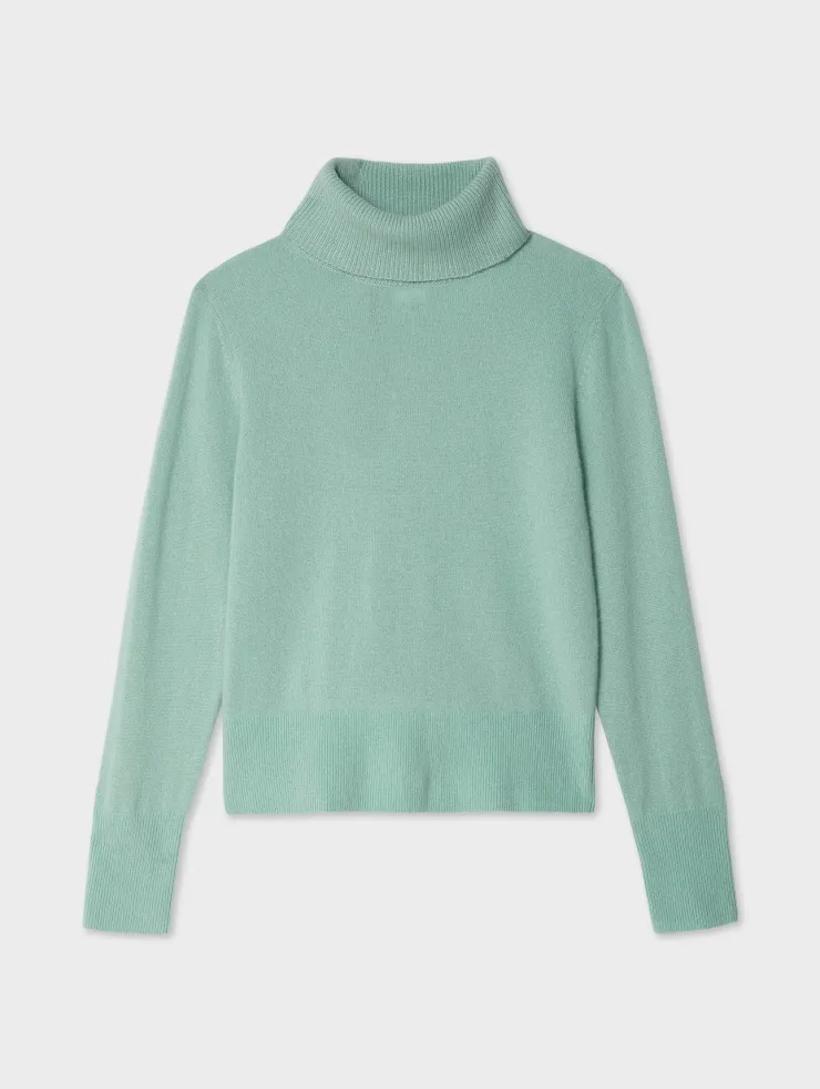 Hot Essential Turtleneck Sweater In Sweaters