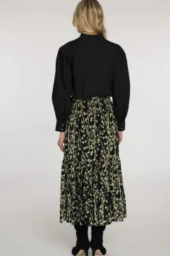 Hot Izzy Midi Skirt In Skirts