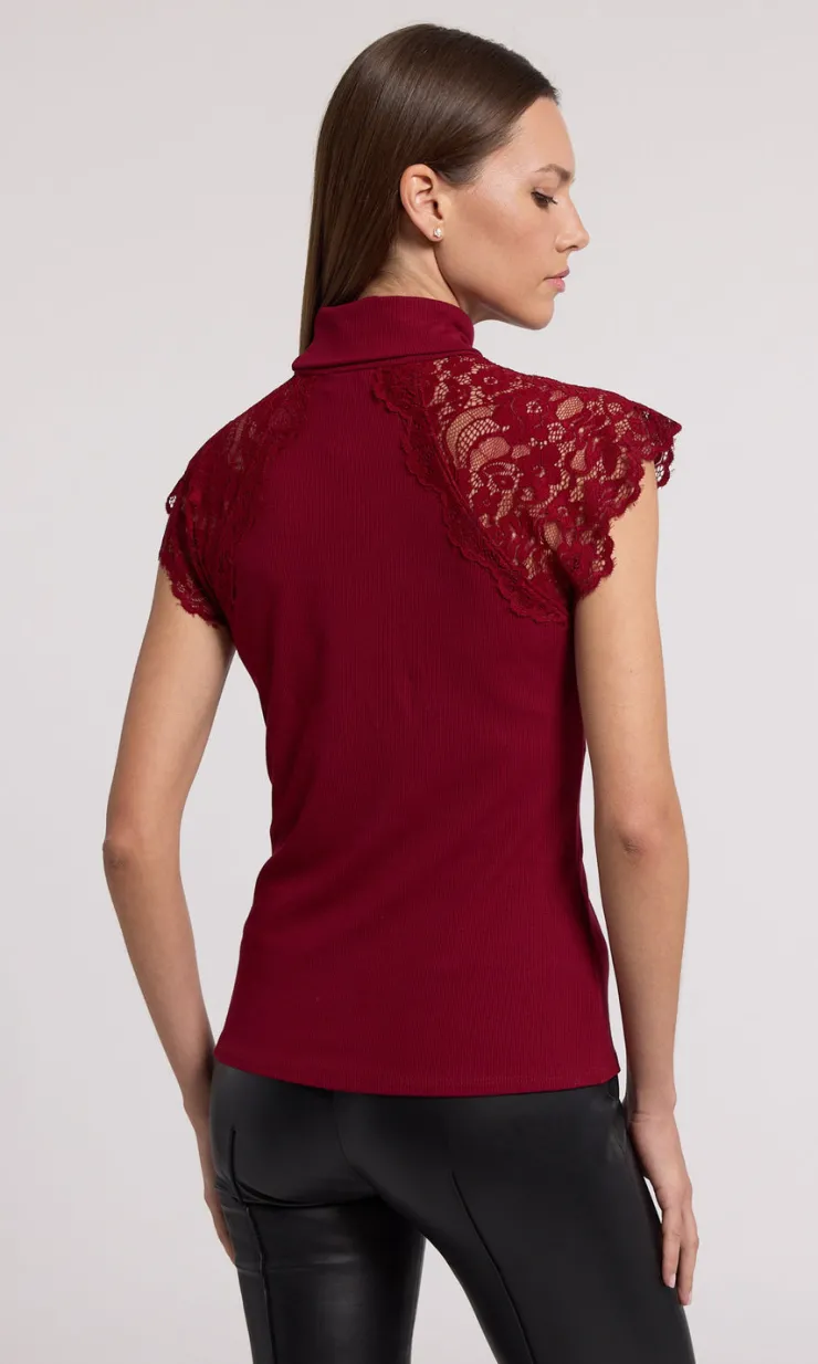 New Jessenia Top In Basics And Tees|Blouses