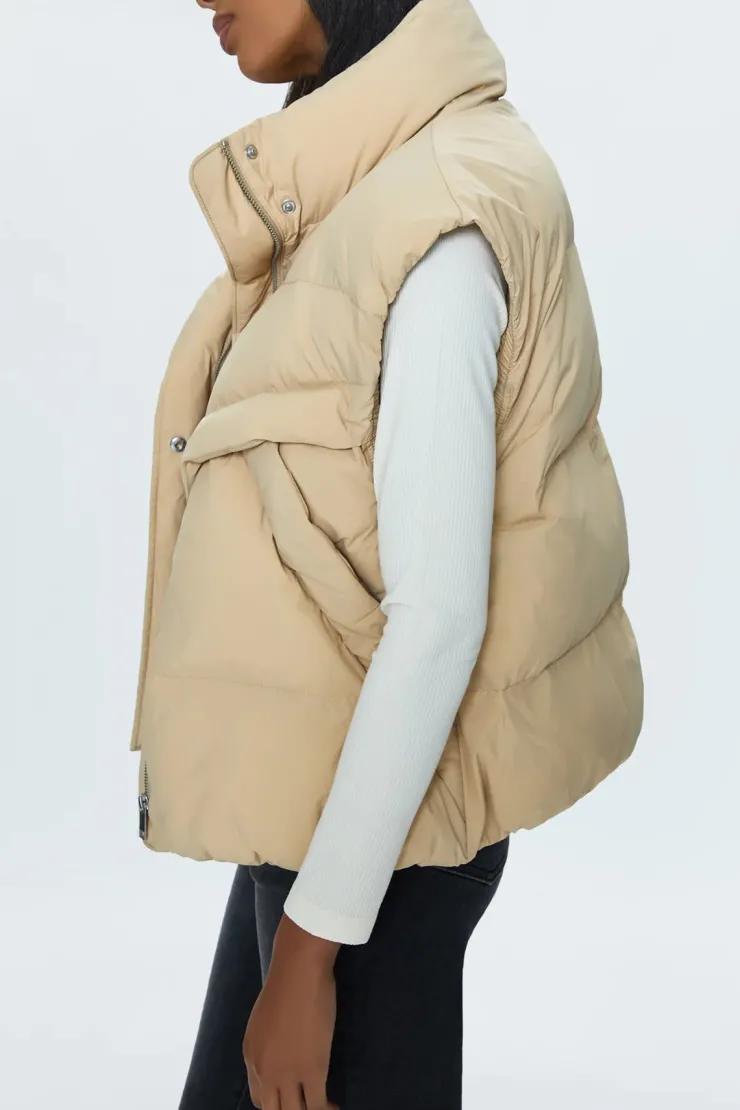 Discount Joss Puffy Vest In Basics And Tees|All Outerwear