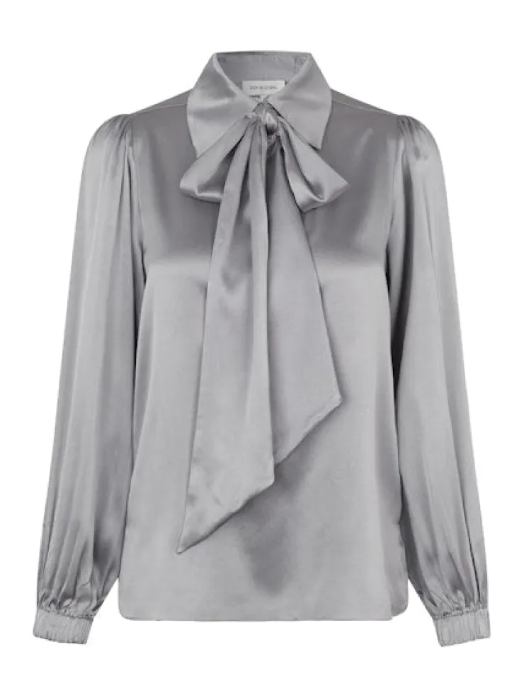 Sale Kikki Bow Blouse In Blouses