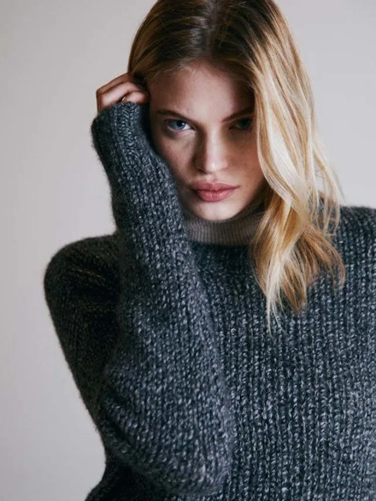 Fashion Open Gauge Crew Neck Sweater In Sweaters