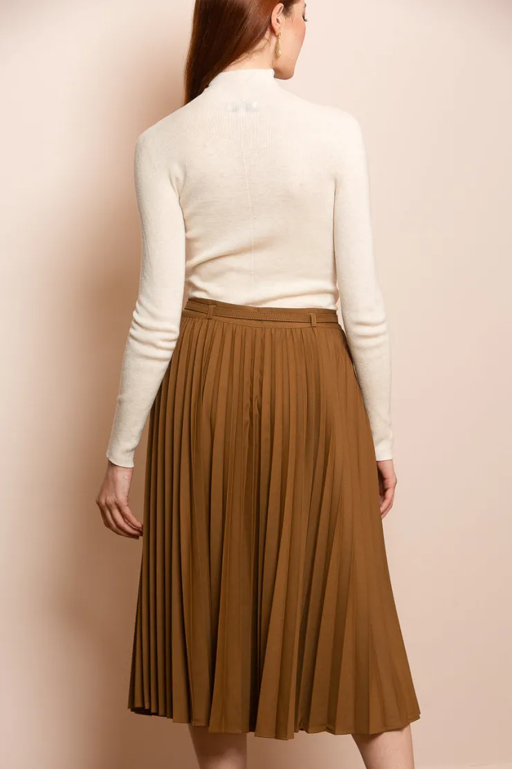 Fashion Seamless Merino Wool Blended Turtle Neck Sweater In Sweaters