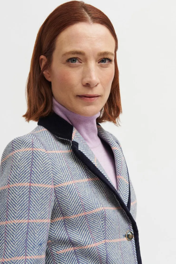 Hot Sevilla Jacket In All Outerwear