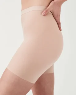 Hot Thinstincts 2.0 Invisible Shaping Girlshort In Pants|Intimates