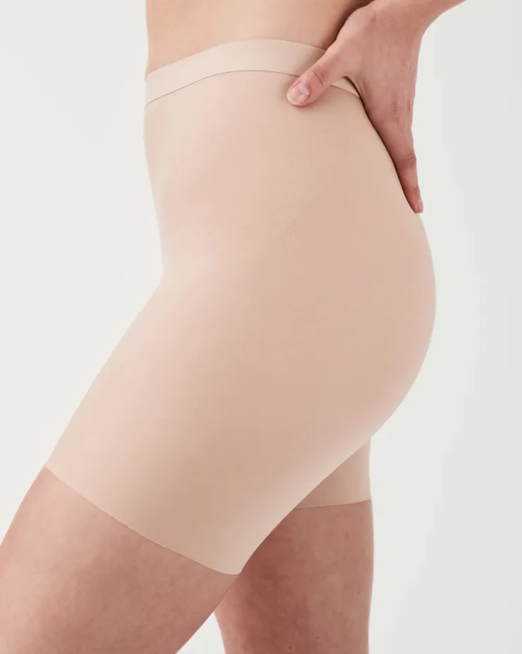 Hot Thinstincts 2.0 Invisible Shaping Girlshort In Pants|Intimates