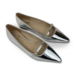 Fashion Victoria Flat In Flats